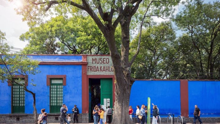 Una pintora que hizo historiaVida, pasión y muerte de Frida Kahlo, en tiempos de feminismo del siglo XXI