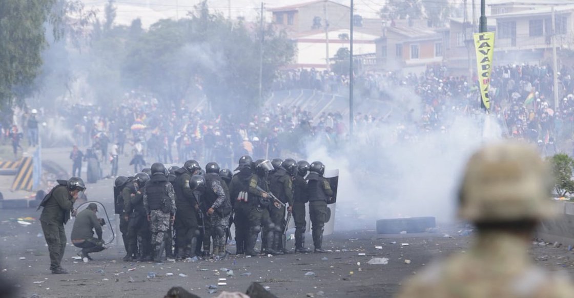 Golpe de Estado en BoliviaMás represión y más muertes, en medio de un caos creciente