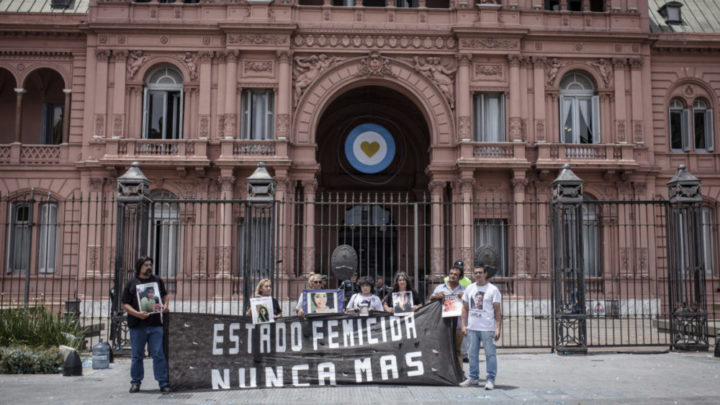 Reclaman acciones del EstadoFamiliares de víctimas de femicidio se manifestaron en la Plaza de Mayo