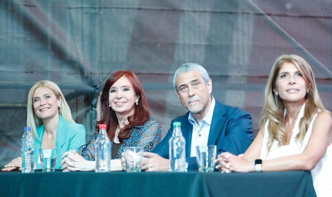 CFK en Avellaneda«Hay que rediscutir la distribución de los ingresos»