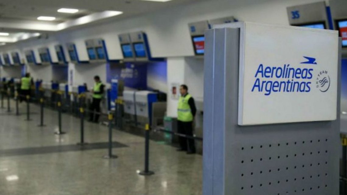 Oficial:Los vuelos al exterior de Aerolíneas Argentinas pagarán el impuesto del 30%