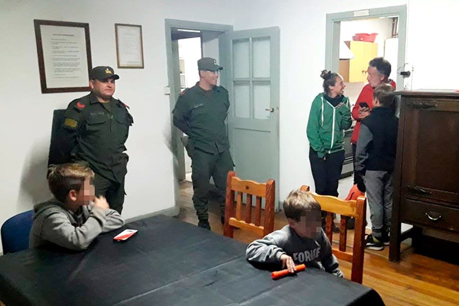 Oriundos de la localidad bonaerense de RanchosEncontraron a la familia de turistas que desapareció durante 10 días en El Bolsón
