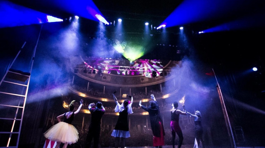 #QUEDATEENCASAEn La Plata, se podrán disfrutar de las obras de teatro del Coliseo Podestá a través de la web