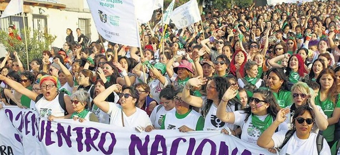 Desde el Presidente y CFK hasta Dora BarrancosDistintas voces del gobierno, a favor del paro internacional de mujeres