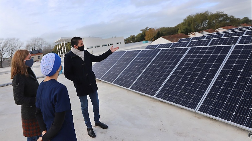 Medio AmbienteInstalaron paneles solares en el Hospital de Santa Teresita para funcionar con energías limpias