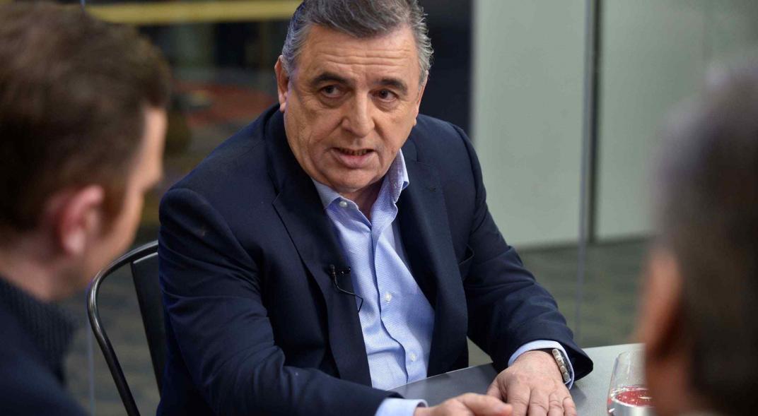 El tiro por la culataEl dirigente radical Mario Negri pidió la renuncia de Horacio Pietragalla y recibió cuestionamientos