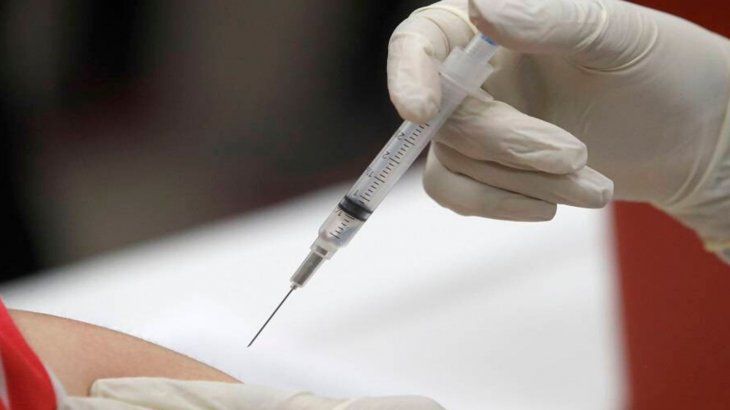 Brasil aprobó ya los ensayos Una potencial vacuna china se aplicara en brasil en breve