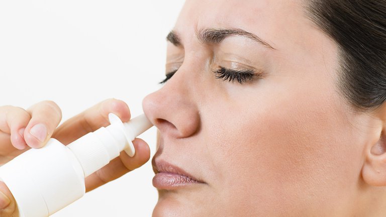 Ya prueban en el país la eficacia para evitar contagiosPrueban la eficacia de un spray nasal para evitar contagios