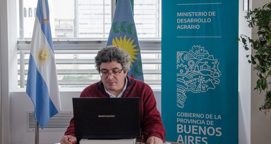 Javier Rodríguez, Desarrollo Agrario provincialUn ministro explica que la producción apícola bonaerense representa el 53% del total del país