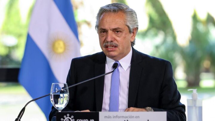 PandemiaEl Presidente llamó a «extremar los cuidados» para que «el Covid no nos vuelva a aislar»