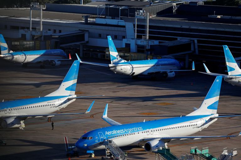 Un total de 250 salidas diariasAerolíneas Argentinas transportó en lo que va de la temporada estival más de un millón de pasajeros