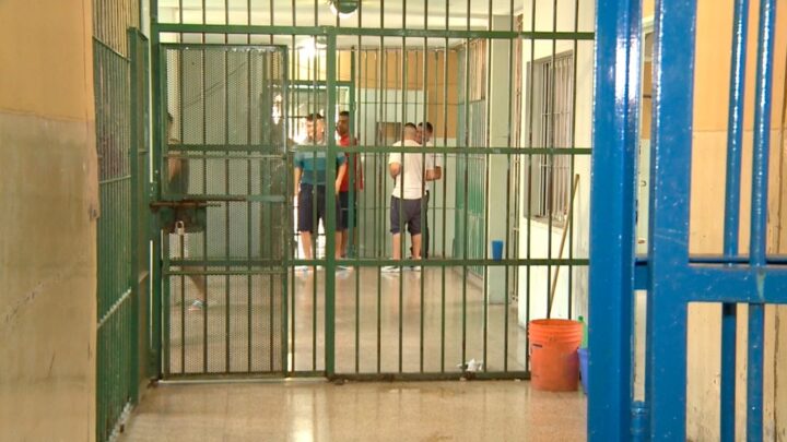 CárcelesEn 2020, el 51% de los presos del Servicio Penitenciario Federal (SPF) no tenía condena firme
