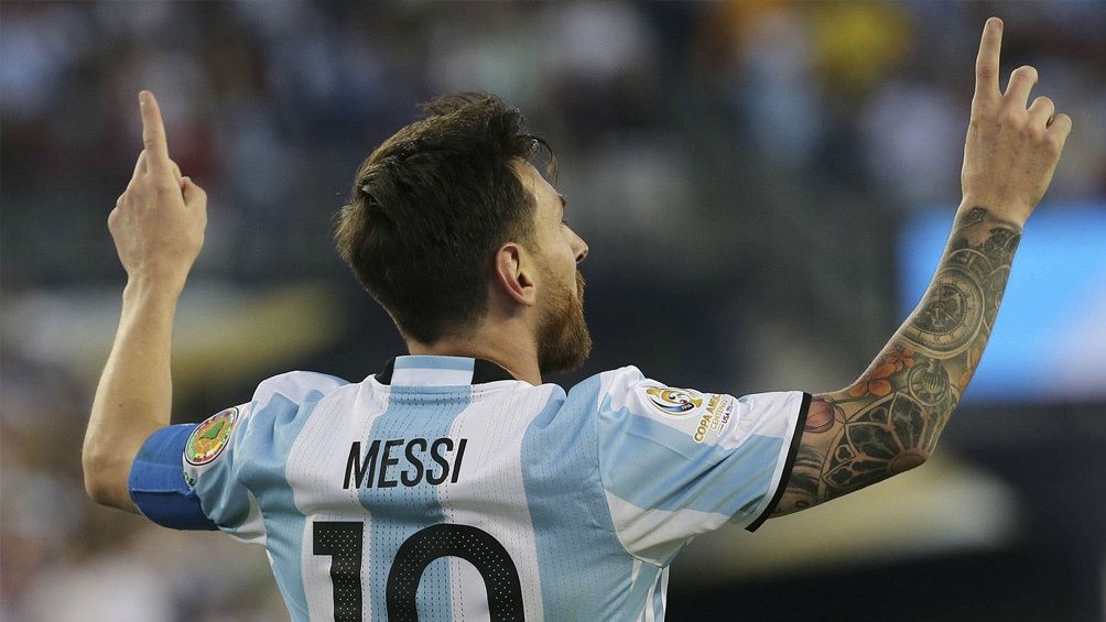 Selección«Quiero seguir viviendo unos partidos más como campeón del mundo», afirmó Messi