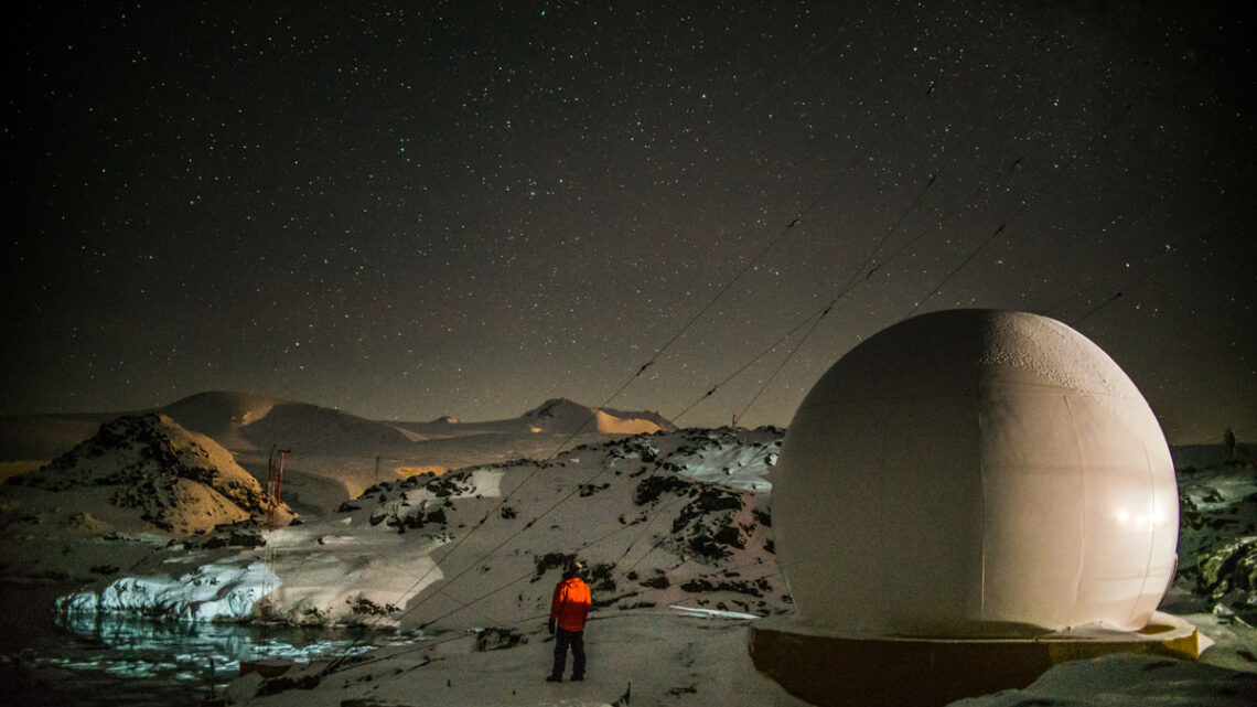 SatélitesArgentina avanza en la instalación de una estación terrena en la Antártida