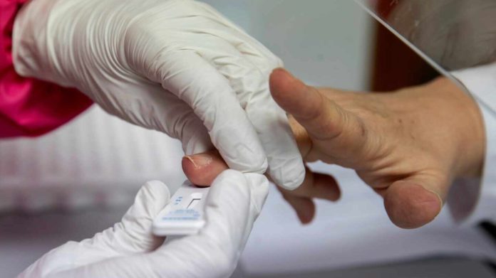 Provincia de Buenos AiresProhíben la venta en farmacias de pruebas rápidas y tests para detectar Covid-19