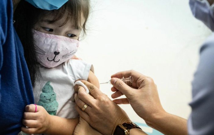 Por la pandemia17 millones de niños no habrían recibido ninguna vacuna el año pasado, según datos de OMS y UNICEF