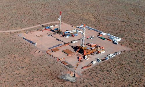 "No hay delito": archivan una denuncia contra Cornejo y dos funcionarios por la autorización del frackingUn paso más a favor del fracking en Mendoza
