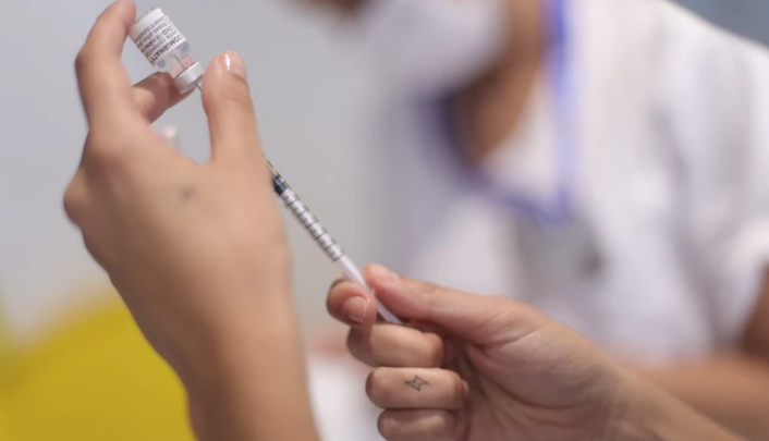PandemiaEn Córdoba comenzarán a aplicar terceras dosis de vacunas contra el coronavirus