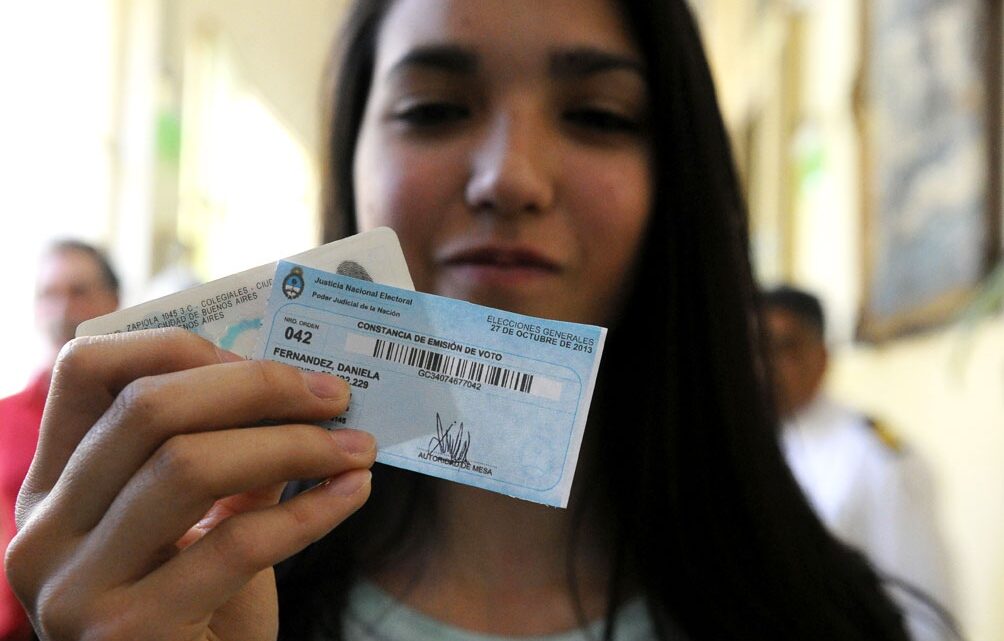 Voto jovenMás de 861 mil jóvenes de 16 y 17 años votan por primera vez en la Argentina