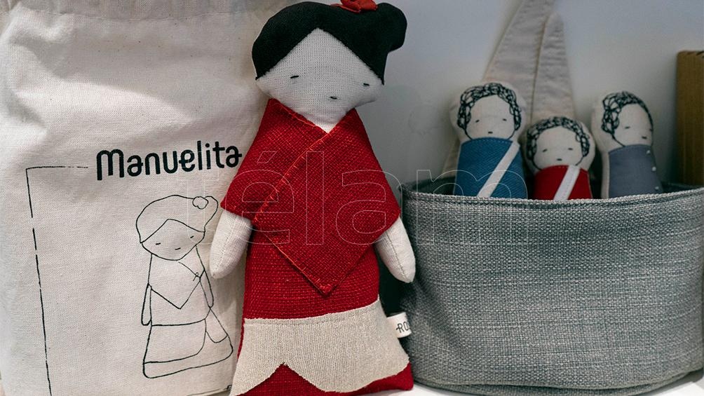 Las tiendas de los museos:De la muñeca de Manuelita de Rosas a la taza de León Ferrari