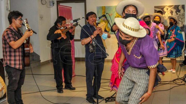 Verano en el corazon de la QuebradaEl Alborozo Humahuaqueño ofrece en Jujuy un abanico de hechos culturales