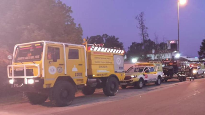 Costa del Este y Villa GesellBomberos Voluntarios de Costa del Este y Villa Gesell son parte del operativo para controlar los incendios en Corrientes