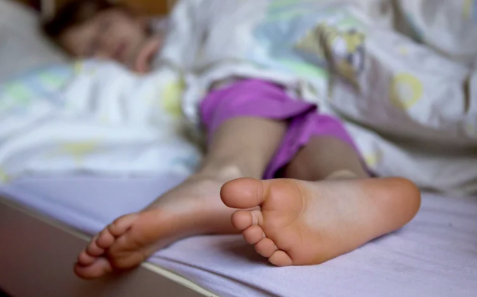 SaludSíndrome de piernas inquietas en niños: ¿qué es y por qué se produce?