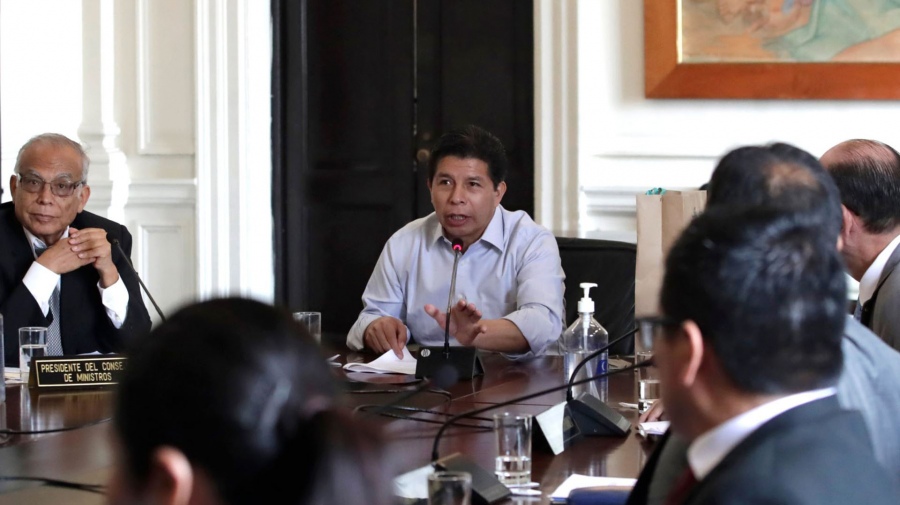 PerúCastillo presentó su iniciativa para una nueva Constitución