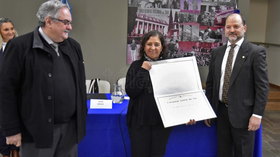 BAHÍA BLANCAQuino distinguido como doctor honoris causa post mortem de la Universidad Nacional del Sur