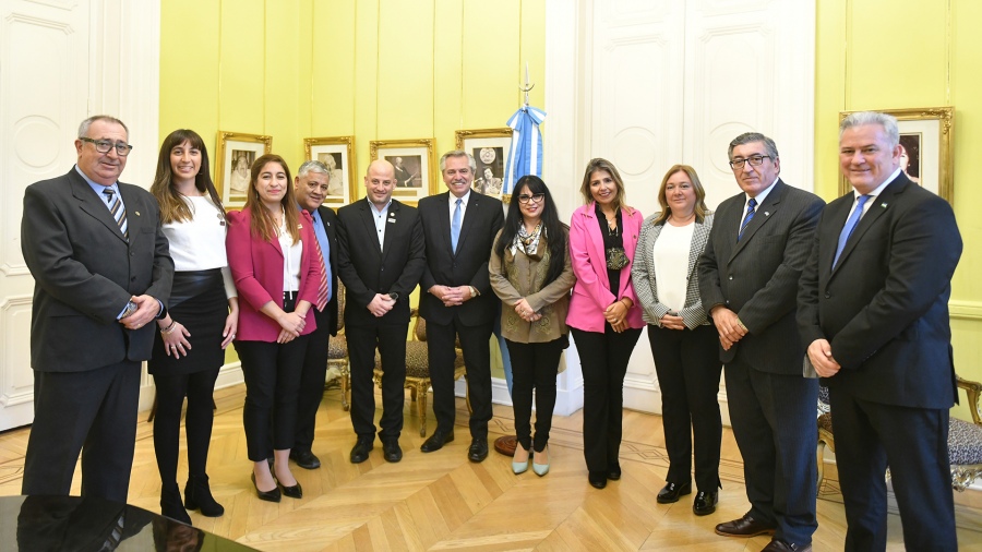 Casa RosadaEl Presidente y representantes del Parlamento Patagónico analizaron propuestas para la región