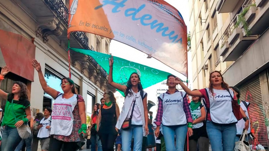 Tras la resolución del Gobierno PorteñoAdemys se sumó a los nuevos rechazos a la prohibición del lenguaje inclusivo en las escuelas