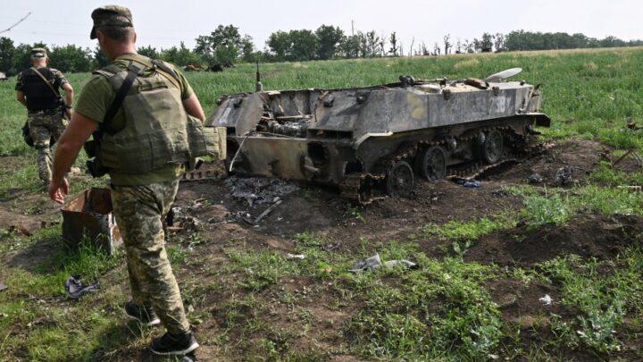 Reportaron 22 heridosRusia destruyó un depósito de armas en Ucrania y siguen los combates en Severedonetsk