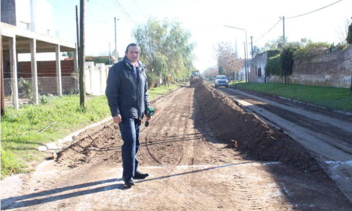 DoloresComenzaron los trabajos para pavimentar Sáenz Peña de Rauch a 9 de Julio