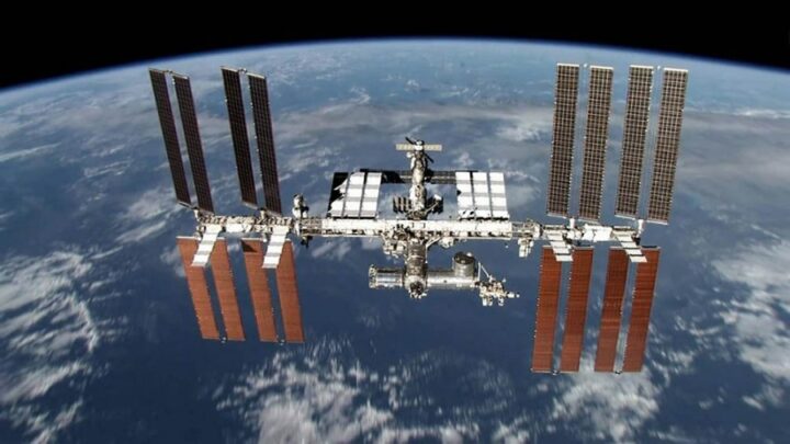 Armarán una estación orbital RusaRusia dejará de participar en la Estación Espacial Internacional después de 2024