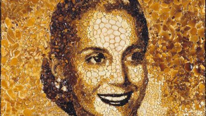  A 70 años de su partidaMística, pop, humor y simbolismos en el arte que inspiró la figura de Eva Perón