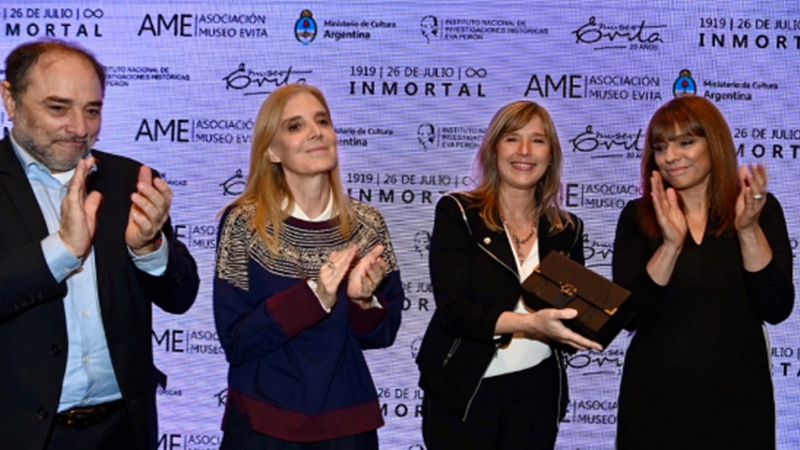 AniversarioRTA donó al Museo Evita la película completa “¡Eva Perón Inmortal!”