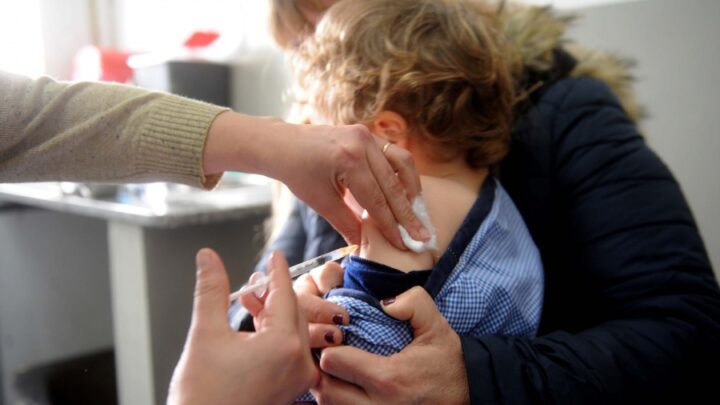 CoronavirusComenzó la vacunación de niñas y niños de seis meses a tres años en Buenos Aires