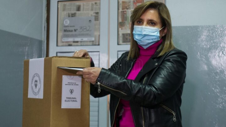 EleccionesEl Frente Cívico ganó las elecciones en 25 de los 26 municipios de Santiago del Estero