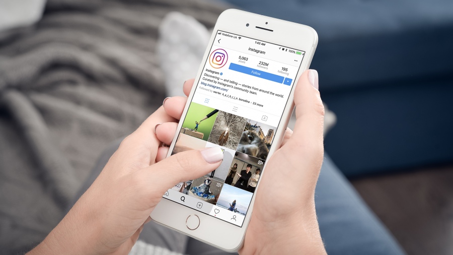 Redes socialesArtistas juntan firmas para que Instagram deje de copiar a TikTok