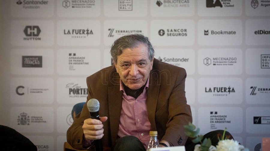 Este juevesEl escritor Luis Gusmán recibirá el Premio Rosa de Cobre de la Biblioteca Nacional