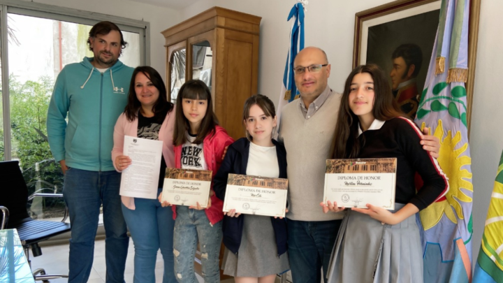 BalcarceReino recibió estudiantes que se destacaron en las Olimpíadas de Matemáticas
