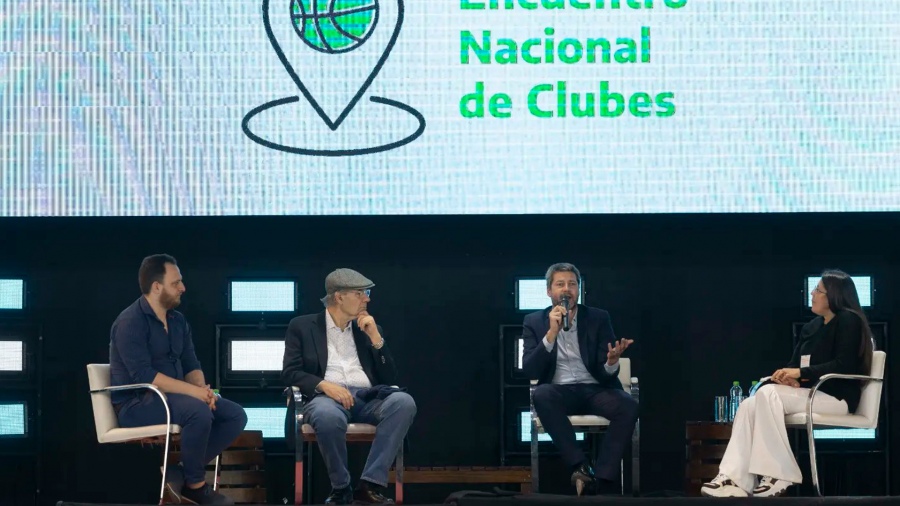 Con Víctor Hugo Morales como moderadorClubes de barrio de todo el país tuvieron su primer encuentro en Tecnópolis