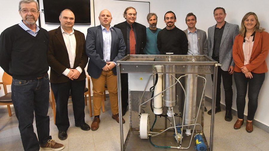 Ciencia ArgentinaPresentaron el primer electrolizador para producir hidrógeno verde desarrollado en el país