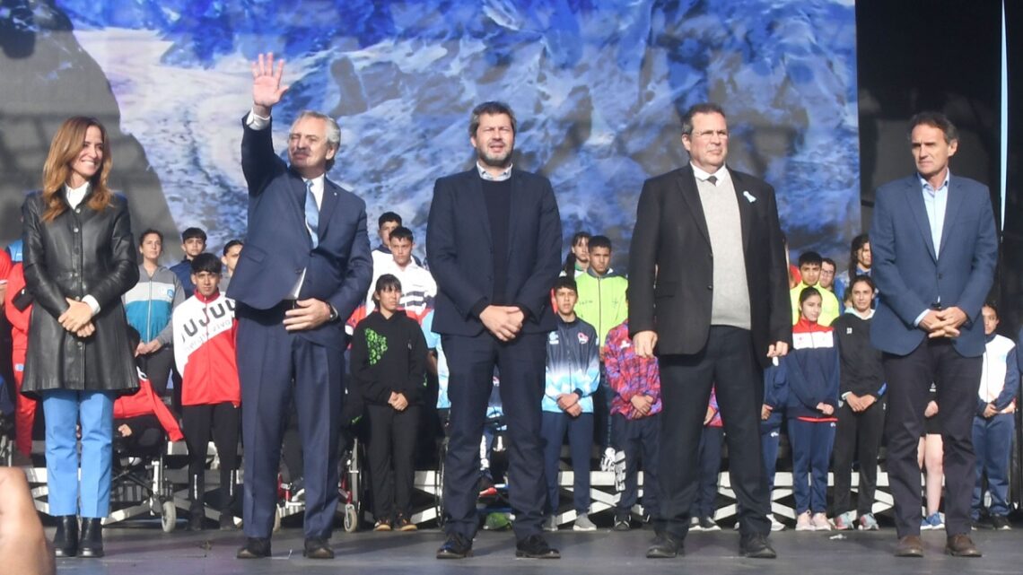 Mar del PlataEl Presidente en las finales de los Juegos Evita: «El deporte es una maravillosa escuela»