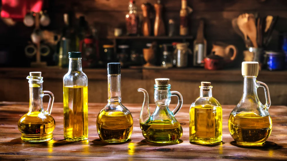 SaludOliva, girasol o coco: cuál es el aceite más saludable para cocinar y por qué
