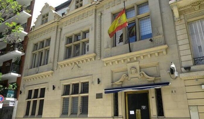 ConsuladoLey de Nietos: dan nuevos turnos para conseguir la ciudadanía española