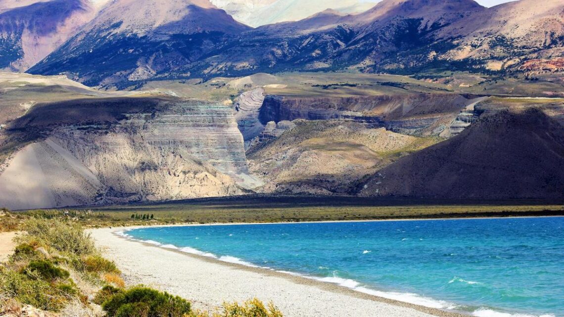 Paisaje patagónicoRuta Escénica y Lago Posadas, las joyas de Santa Cruz