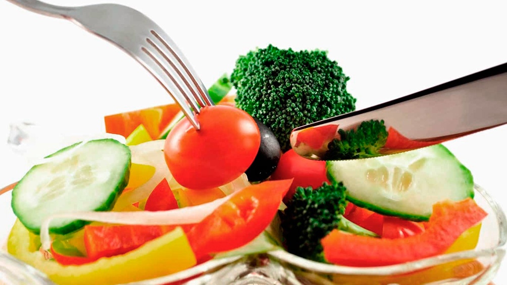 NutriciónChicos y adolescentes consumen sólo el 20% de las frutas y verduras recomendadas
