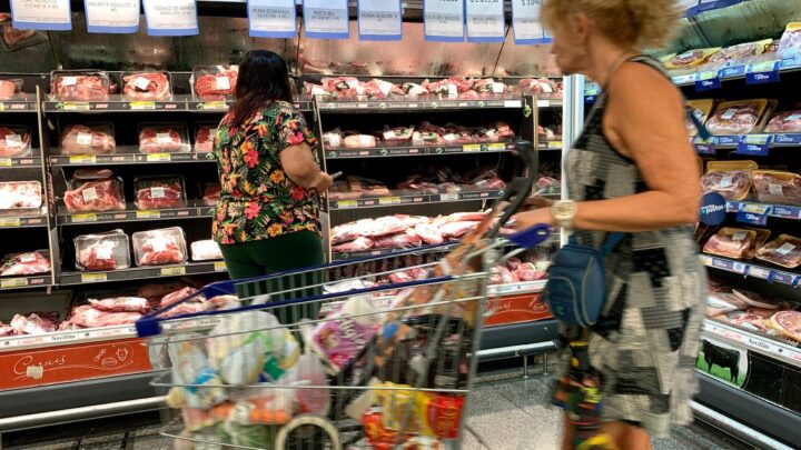 ConsumoLas ventas de febrero subieron 1% en supermercados y 2,1% en mayoristas