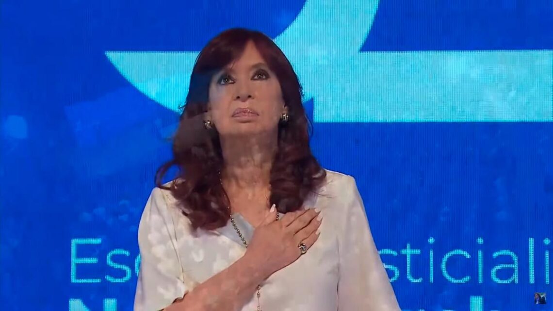Tras la decisión del fiscal RívoloCristina Kirchner: «Me quieren presa o muerta»
